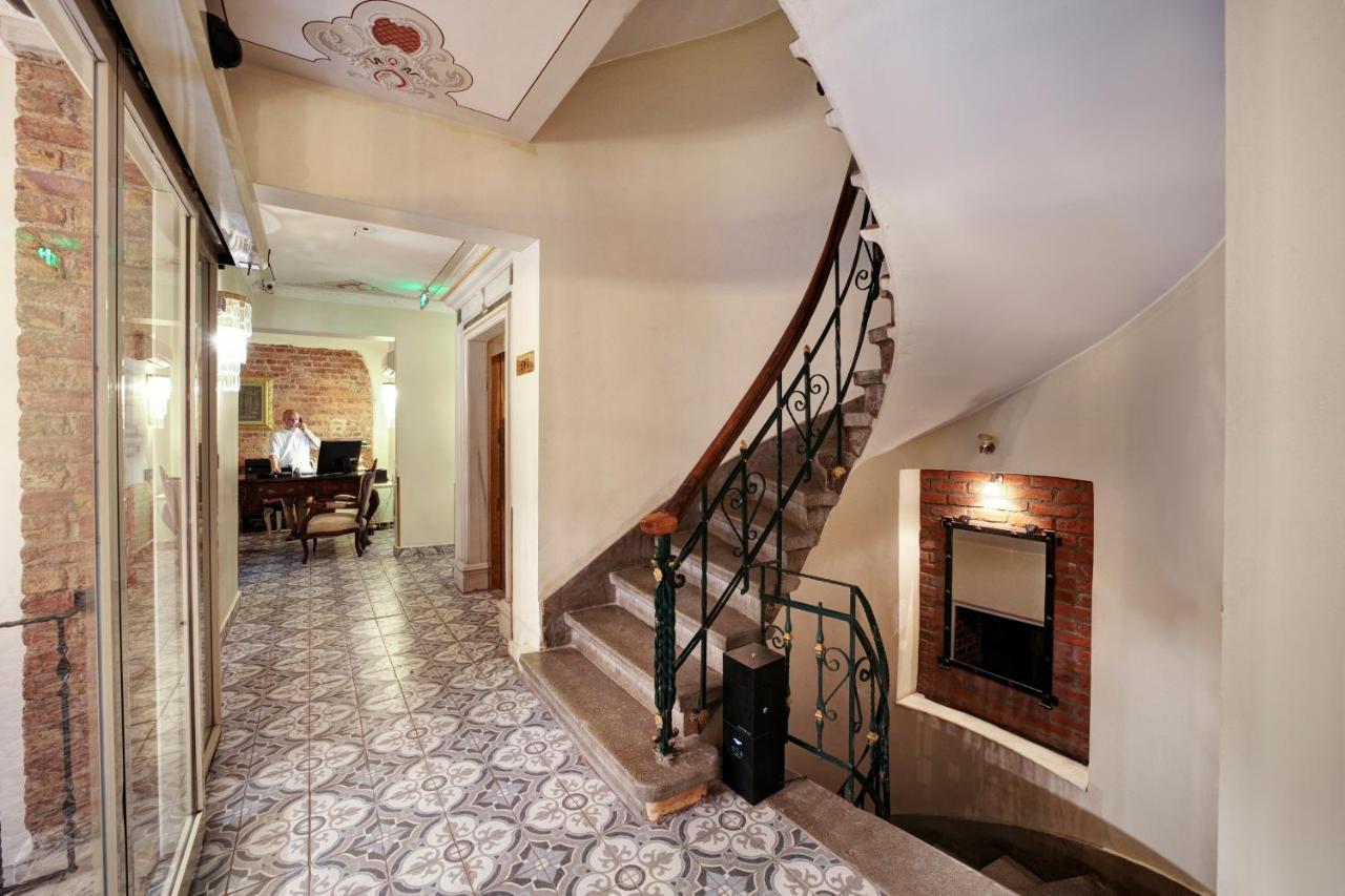 Hotel Fresia Istanbul Exterior photo